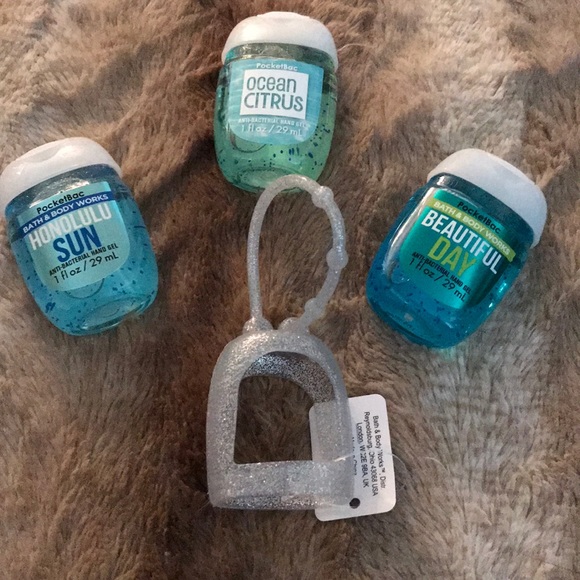 New Lot Of 4 Bath Body Works Pocketbacs